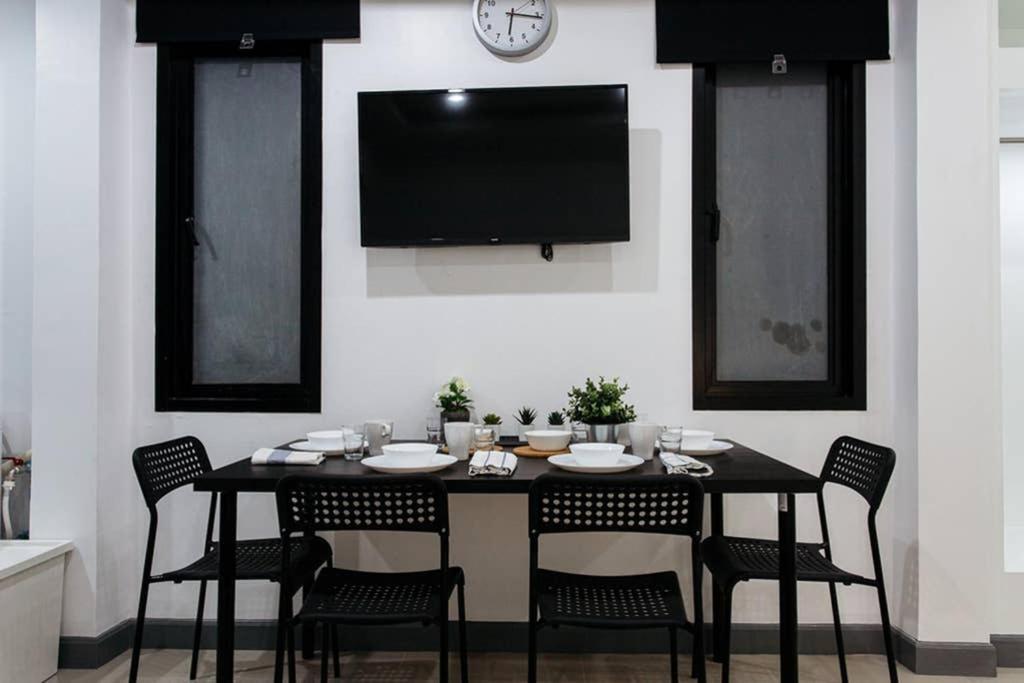 Apartamento P2 Silom Large 2Beds Full Kitchen Wifi 4-6Pax Bangkok Exterior foto